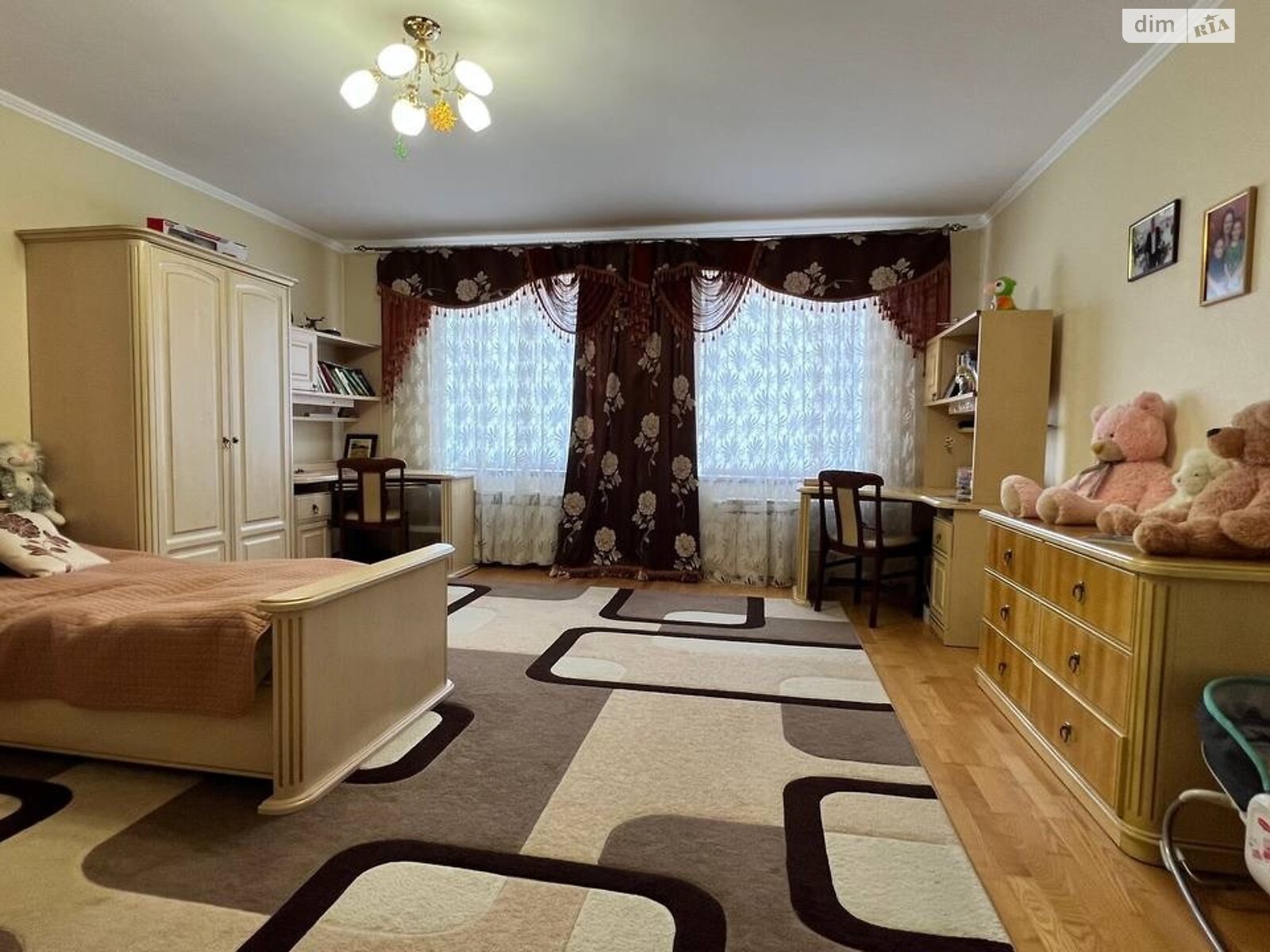 двухэтажный дом, 389 кв. м, кирпич. Продажа в Стрижавке фото 1 двухэтажный дом, 389 кв. м, кирпич. Продажа в Стрижавке фото 1