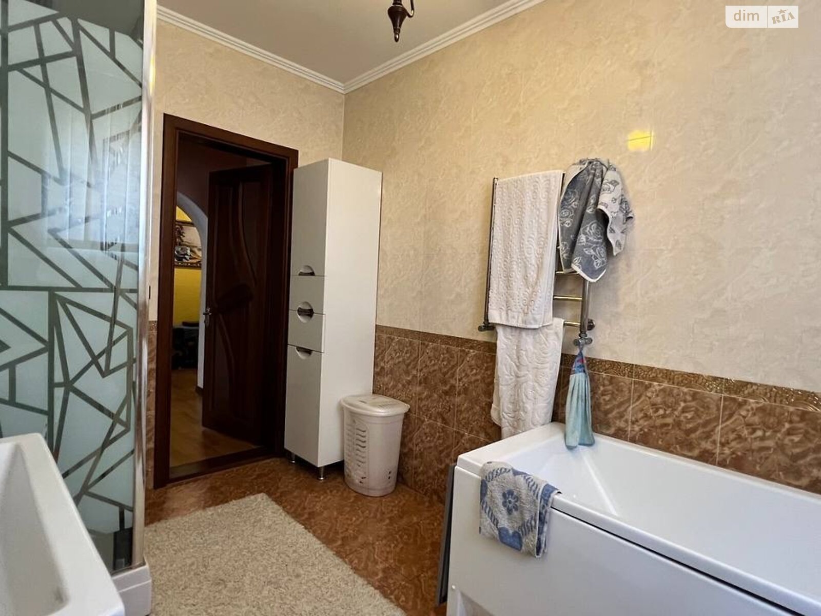 двухэтажный дом, 389 кв. м, кирпич. Продажа в Стрижавке фото 1 двухэтажный дом, 389 кв. м, кирпич. Продажа в Стрижавке фото 1