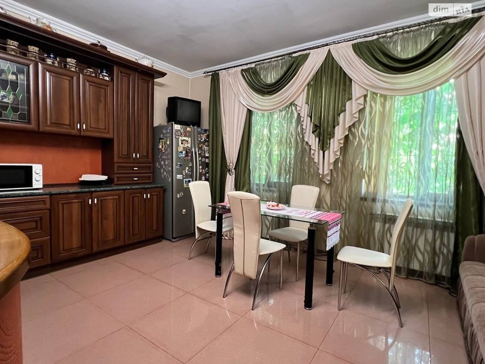 двухэтажный дом, 389 кв. м, кирпич. Продажа в Стрижавке фото 1 двухэтажный дом, 389 кв. м, кирпич. Продажа в Стрижавке фото 1