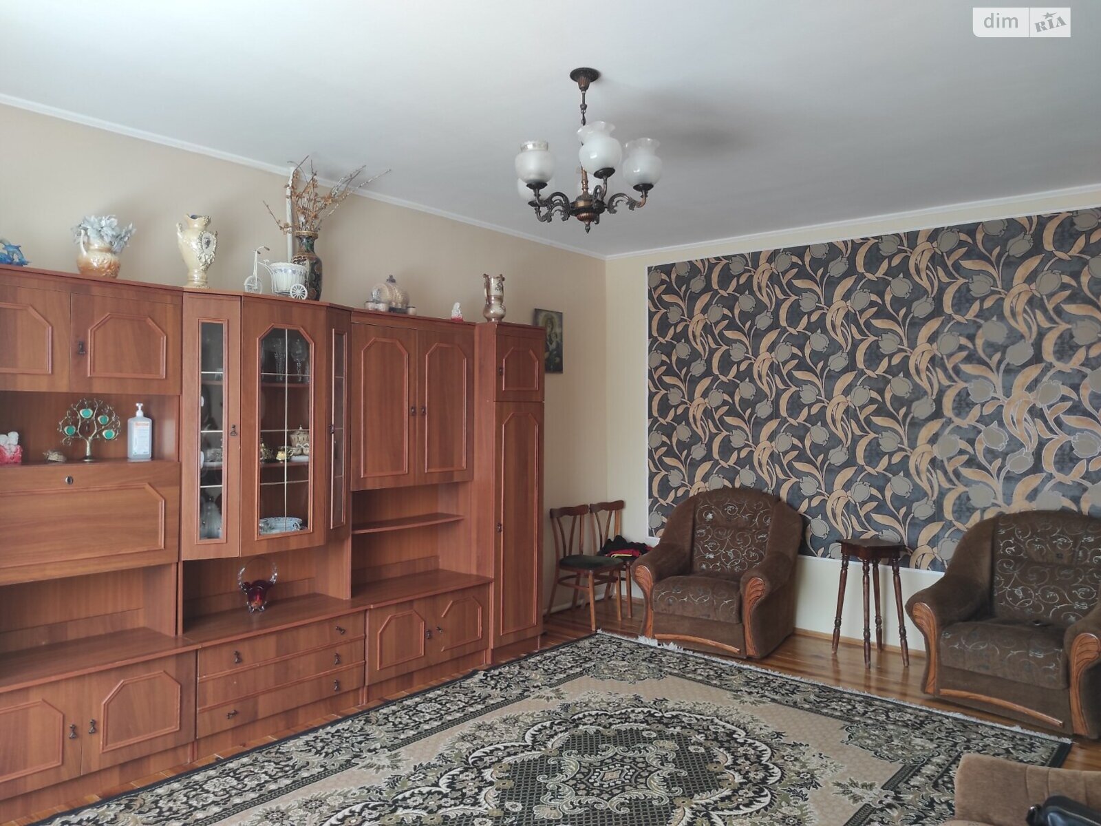 двухэтажный дом с балконом, 276 кв. м, кирпич. Продажа в Стрижавке фото 1 двухэтажный дом с балконом, 276 кв. м, кирпич. Продажа в Стрижавке фото 1