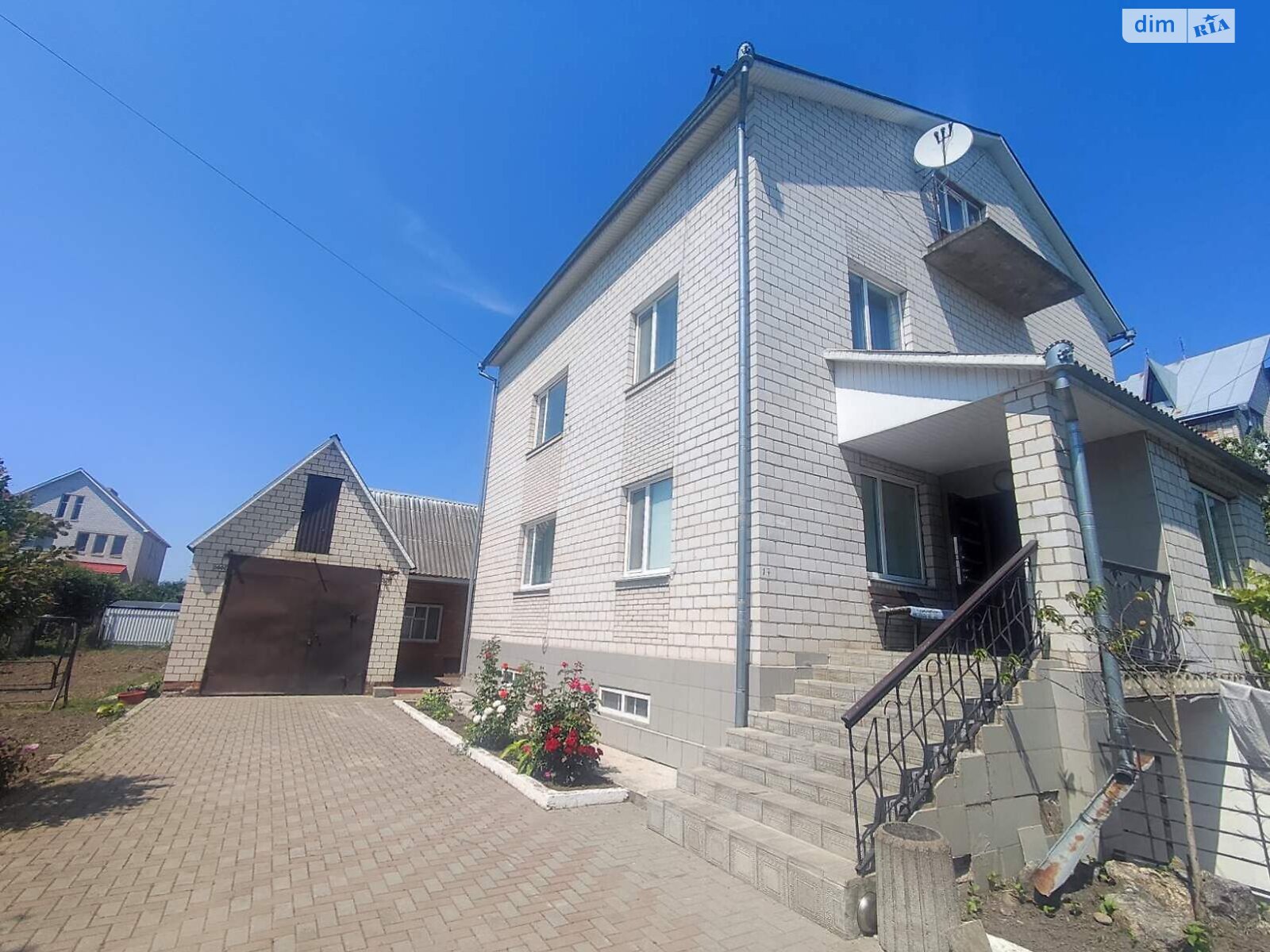 двухэтажный дом с балконом, 276 кв. м, кирпич. Продажа в Стрижавке фото 1 двухэтажный дом с балконом, 276 кв. м, кирпич. Продажа в Стрижавке фото 1