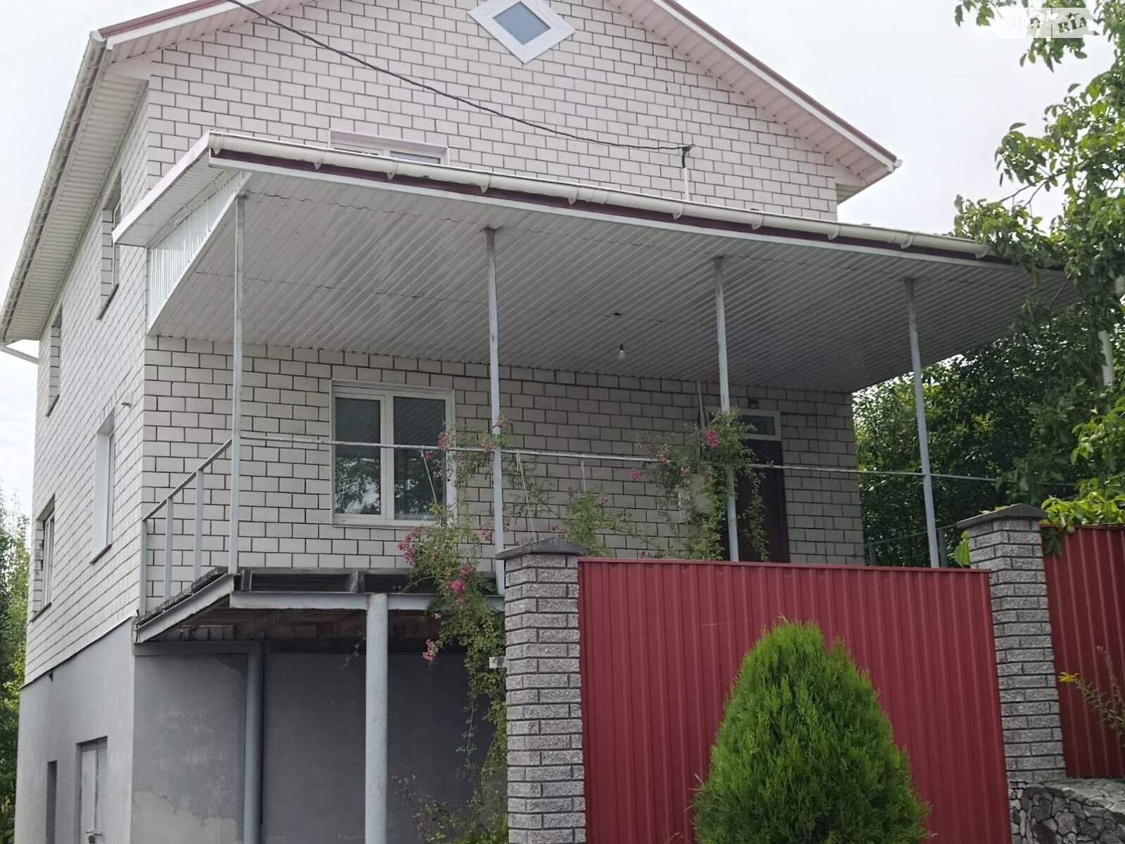 двухэтажный дом с гаражом, 177.3 кв. м, кирпич. Продажа в Стрижавке фото 1