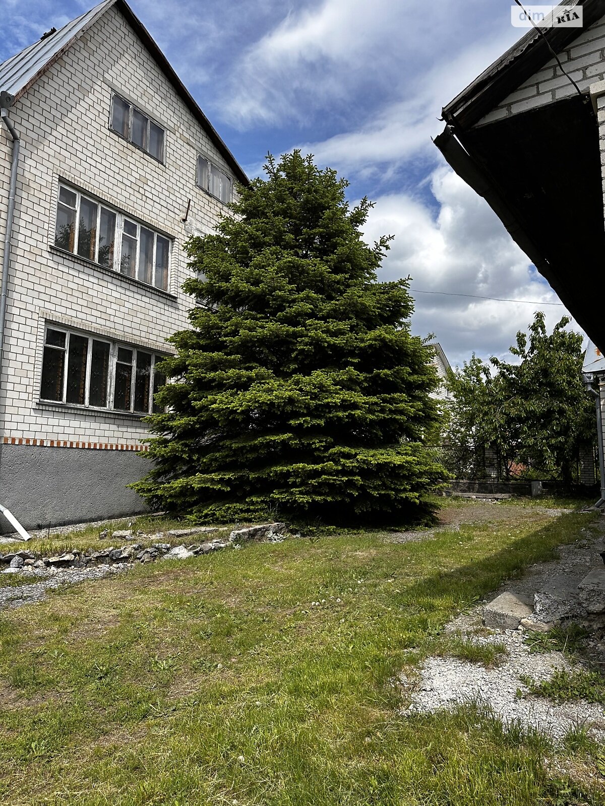 двухэтажный дом с гаражом, 480 кв. м, кирпич. Продажа в Стрижавке фото 1 двухэтажный дом с гаражом, 480 кв. м, кирпич. Продажа в Стрижавке фото 1
