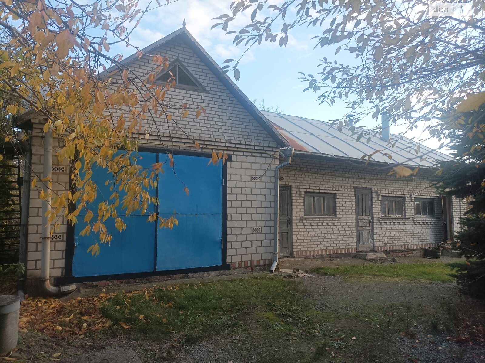 трехэтажный дом с верандой, 480 кв. м, кирпич. Продажа в Стрижавке фото 1 трехэтажный дом с верандой, 480 кв. м, кирпич. Продажа в Стрижавке фото 1