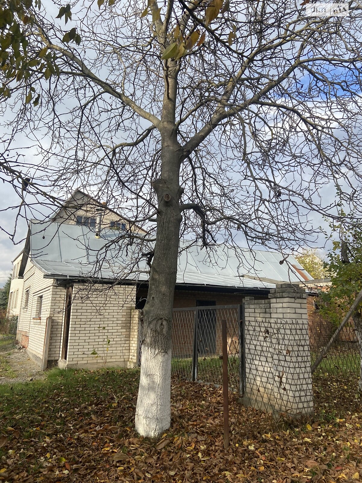 двухэтажный дом с верандой, 437.5 кв. м, кирпич. Продажа в Стрижавке фото 1