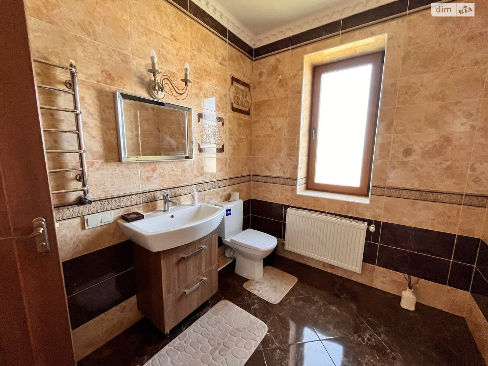 двухэтажный дом с верандой, 150 кв. м, кирпич. Продажа в Стрижавке фото 1 двухэтажный дом с верандой, 150 кв. м, кирпич. Продажа в Стрижавке фото 1