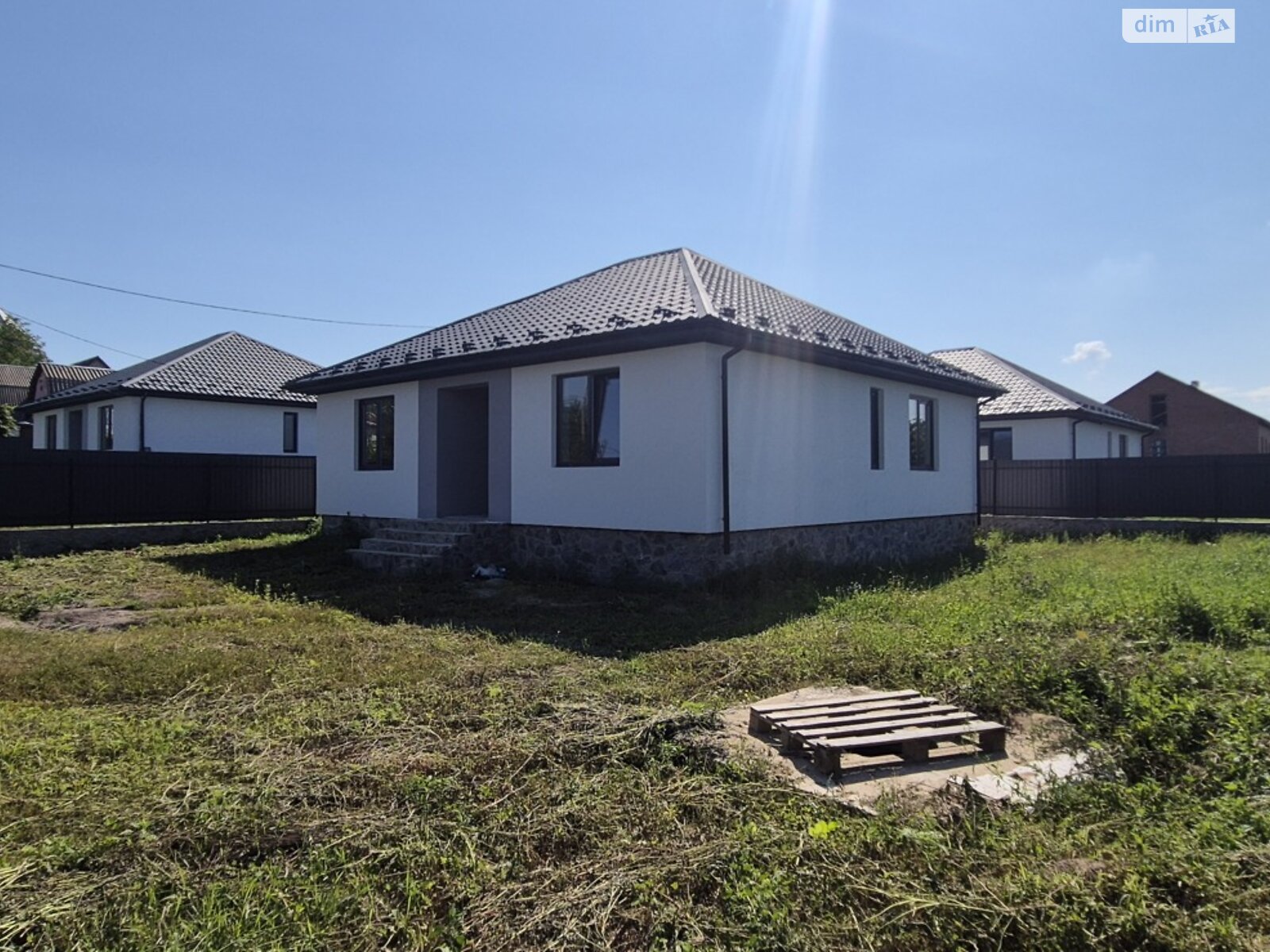 одноэтажный дом, 110 кв. м, кирпич. Продажа в Стрижавке фото 1 одноэтажный дом, 110 кв. м, кирпич. Продажа в Стрижавке фото 1