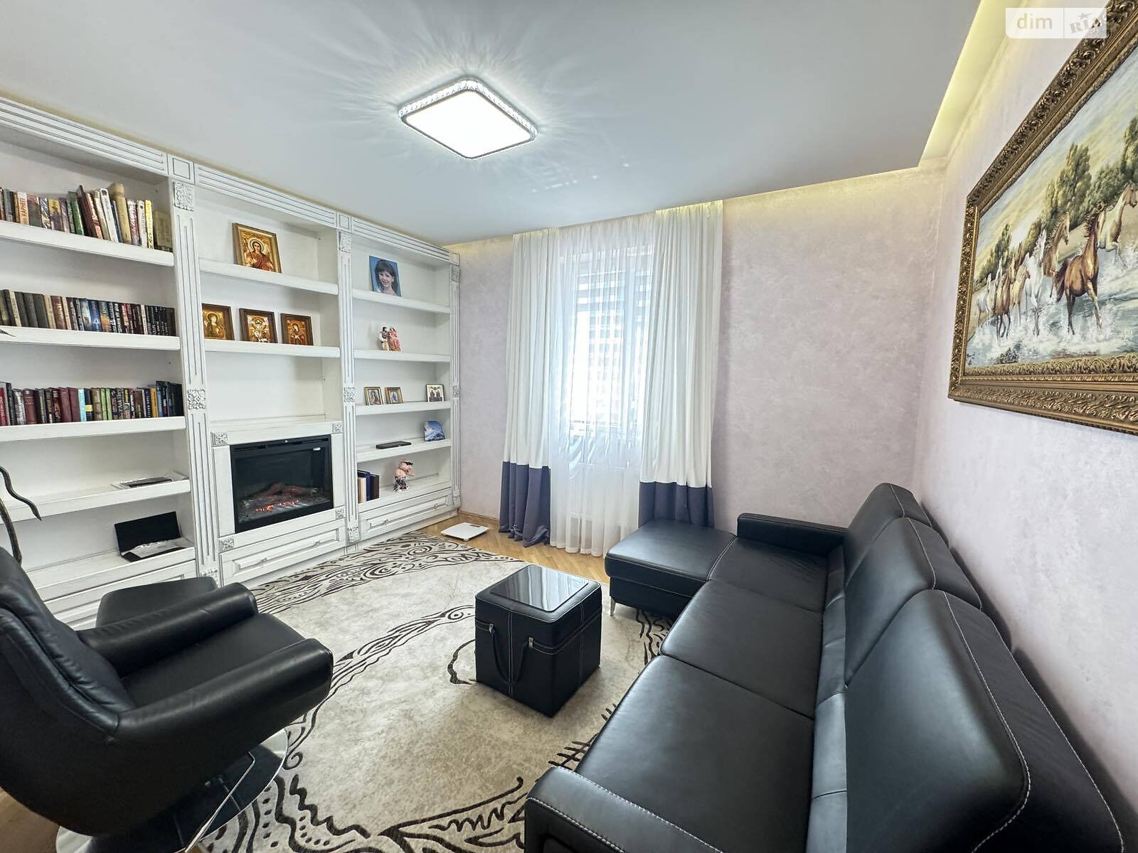 двухэтажный дом с отоплением, 270 кв. м, кирпич. Продажа в Струмовке фото 1 двухэтажный дом с отоплением, 270 кв. м, кирпич. Продажа в Струмовке фото 1
