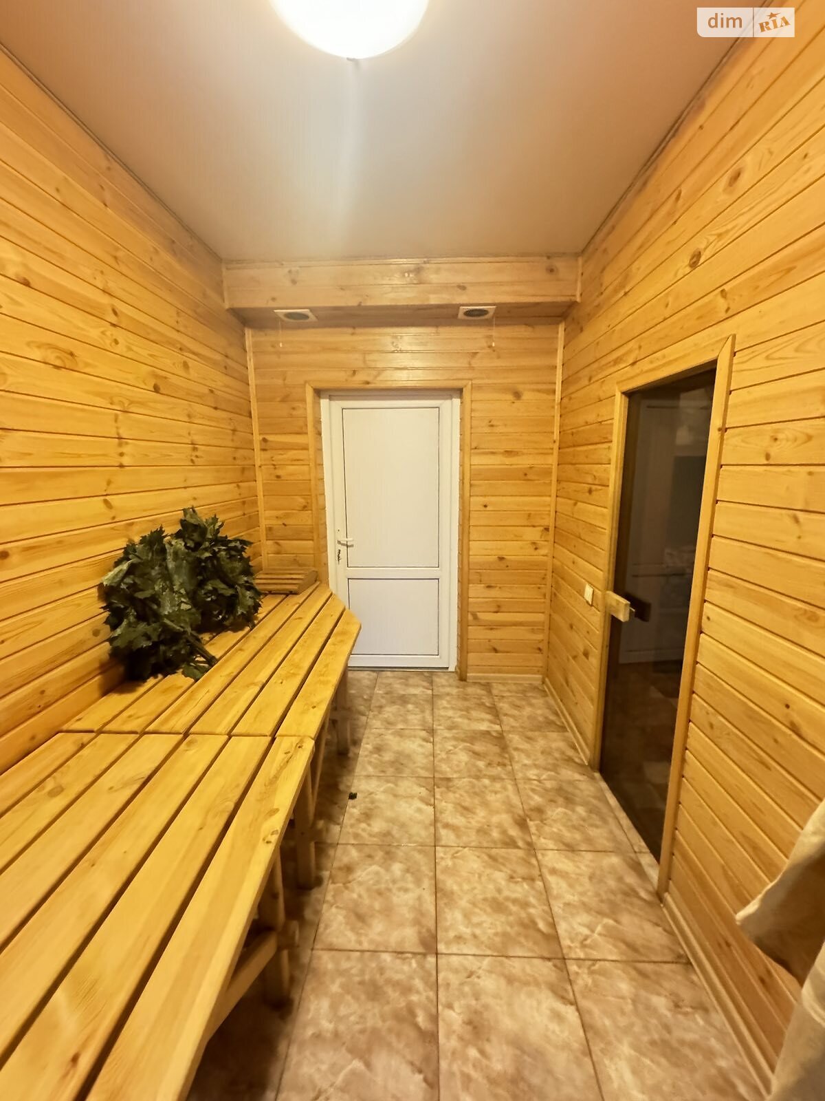 двухэтажный дом с отоплением, 270 кв. м, кирпич. Продажа в Струмовке фото 1 двухэтажный дом с отоплением, 270 кв. м, кирпич. Продажа в Струмовке фото 1