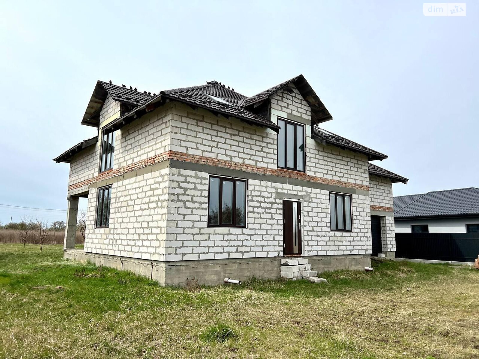 двухэтажный дом с гаражом, 237 кв. м, газобетон. Продажа в Струмовке фото 1 двухэтажный дом с гаражом, 237 кв. м, газобетон. Продажа в Струмовке фото 1