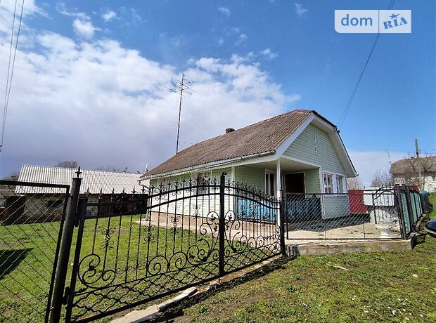 одноповерховий будинок з садом, 51.6 кв. м, дерево та цегла. Продаж в Кавському (Львівська обл.) фото 1 одноповерховий будинок з садом, 51.6 кв. м, дерево та цегла. Продаж в Кавському (Львівська обл.) фото 1