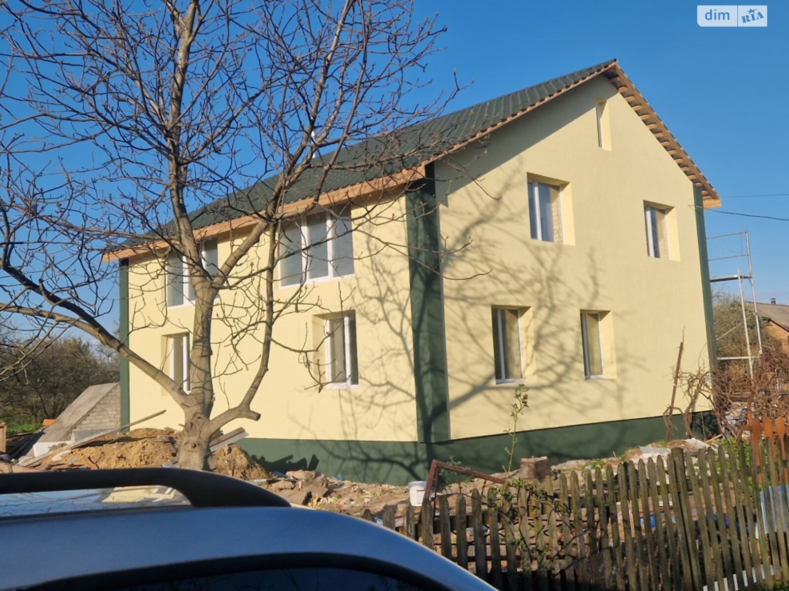 двухэтажный дом с гаражом, 200 кв. м, кирпич силикатный. Продажа в Стуфчинцах фото 1