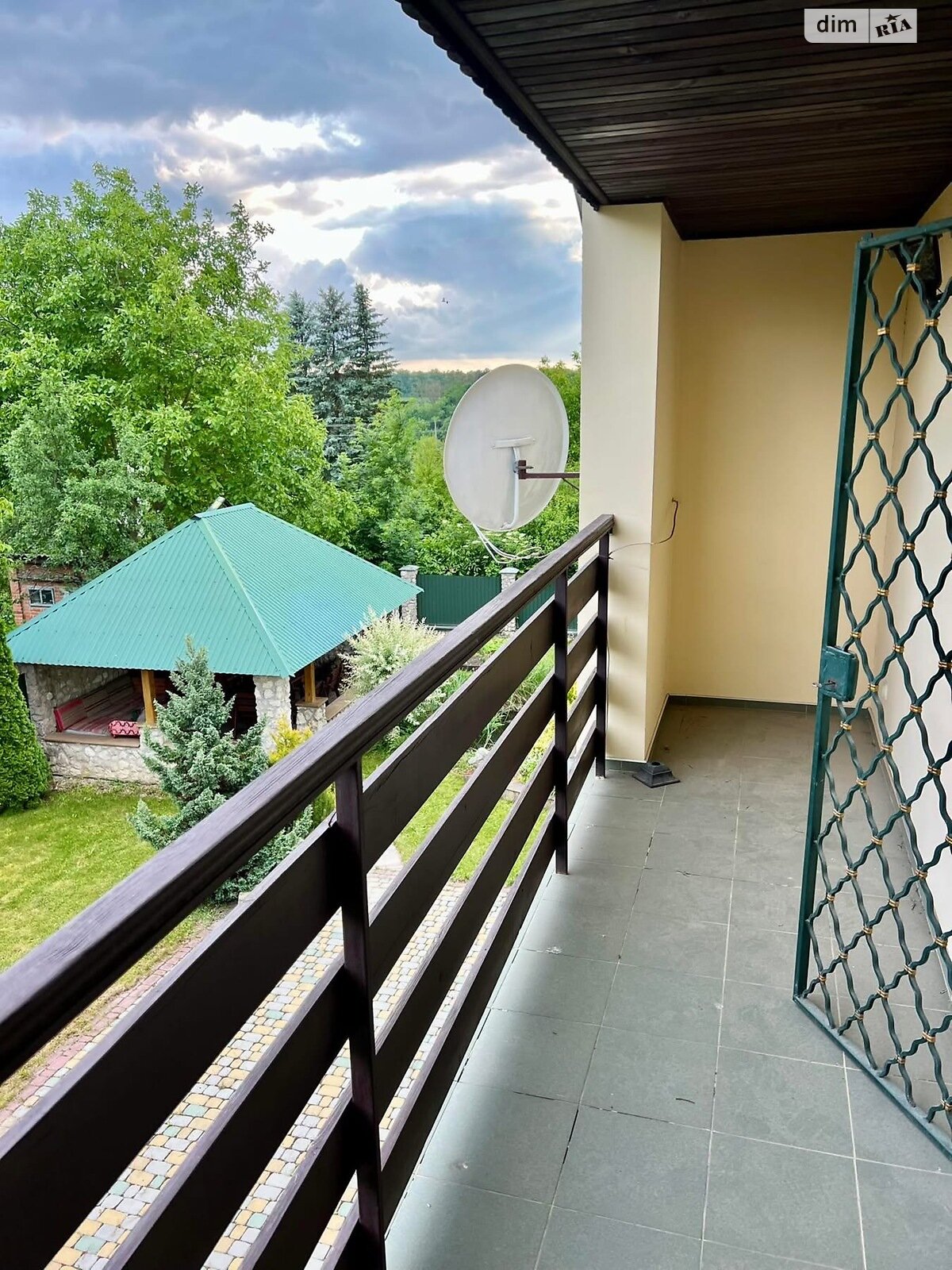 двоповерховий будинок з верандою, 112 кв. м, цегла. Продаж у Романівці фото 1 двоповерховий будинок з верандою, 112 кв. м, цегла. Продаж у Романівці фото 1