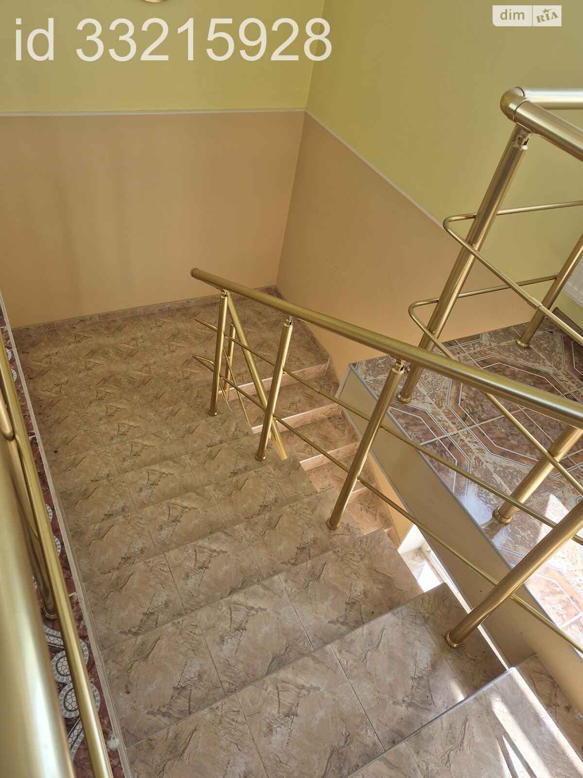 трехэтажный дом с гаражом, 341.5 кв. м, ракушечник (ракушняк). Продажа в Сухом Лимане фото 1 трехэтажный дом с гаражом, 341.5 кв. м, ракушечник (ракушняк). Продажа в Сухом Лимане фото 1