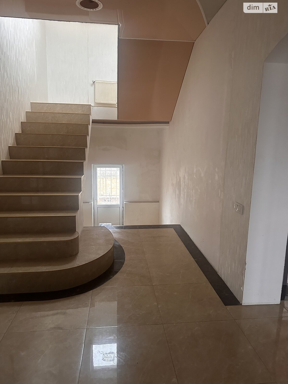 двухэтажный дом с верандой, 360 кв. м, ракушечник (ракушняк). Продажа в Сухом Лимане фото 1