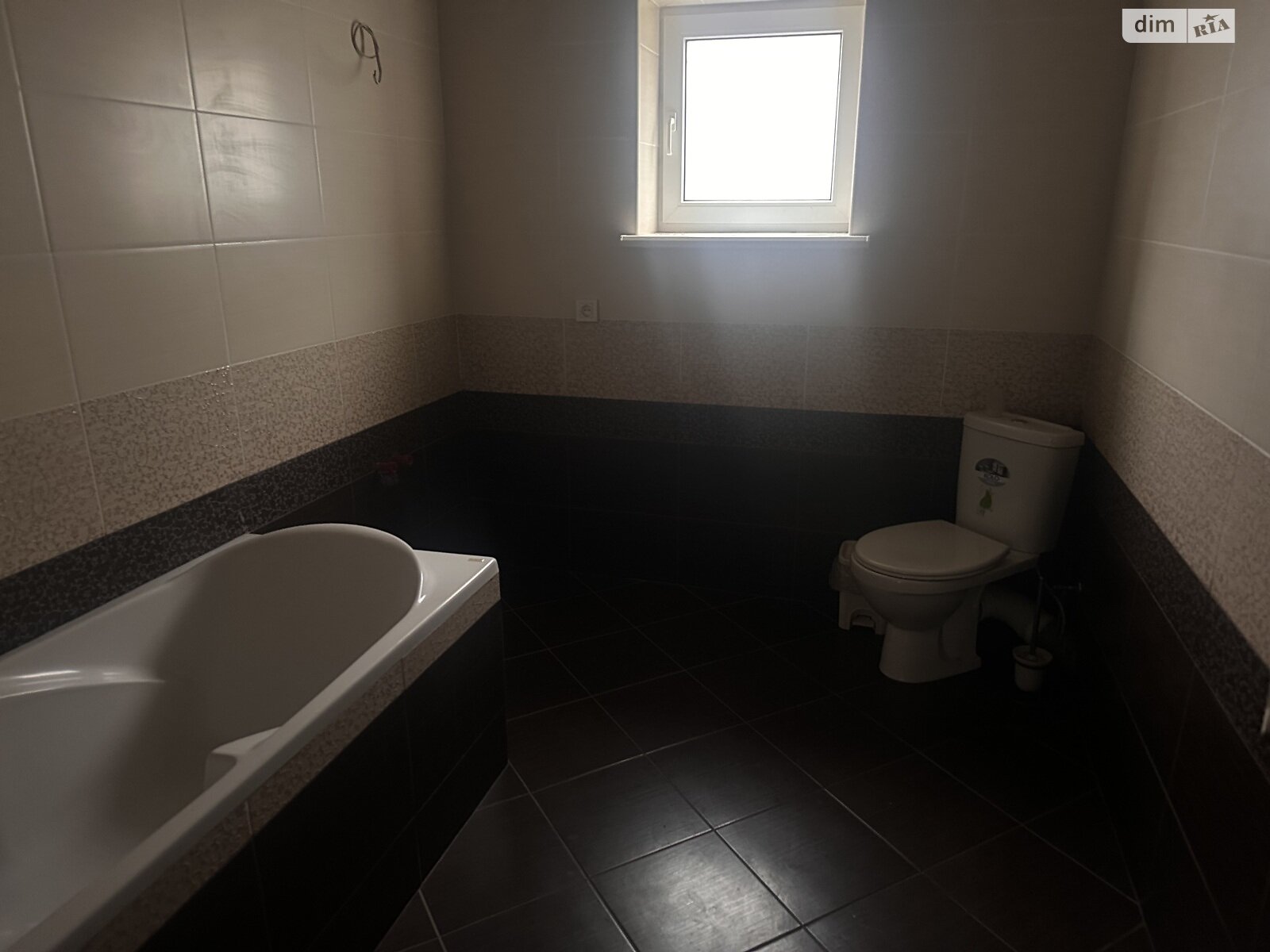 двухэтажный дом с верандой, 360 кв. м, ракушечник (ракушняк). Продажа в Сухом Лимане фото 1