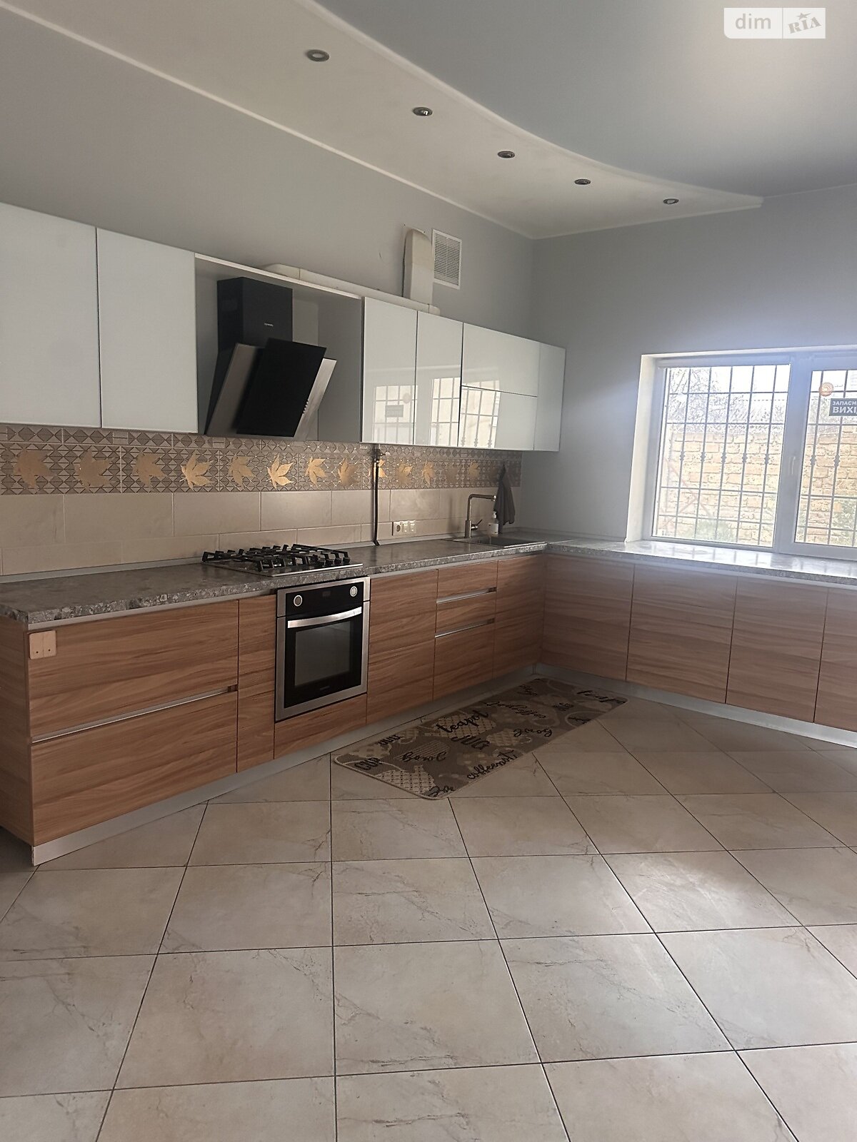 двухэтажный дом с верандой, 360 кв. м, ракушечник (ракушняк). Продажа в Сухом Лимане фото 1