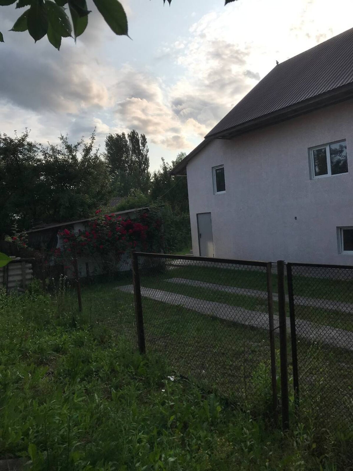 трехэтажный дом с отоплением, 130 кв. м, кирпич. Продажа в Сулимовке фото 1 трехэтажный дом с отоплением, 130 кв. м, кирпич. Продажа в Сулимовке фото 1