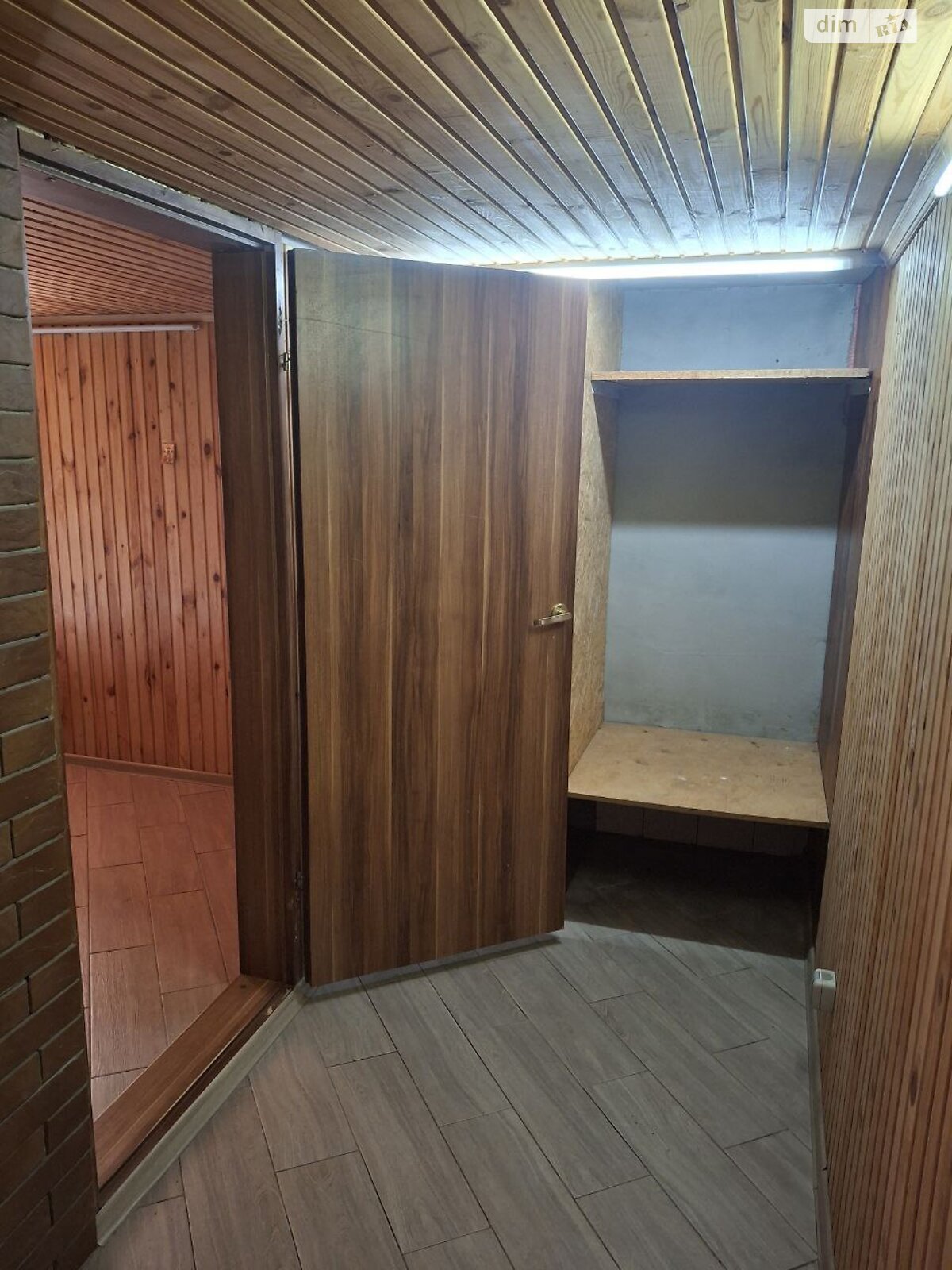 трехэтажный дом с отоплением, 130 кв. м, кирпич. Продажа в Сулимовке фото 1 трехэтажный дом с отоплением, 130 кв. м, кирпич. Продажа в Сулимовке фото 1