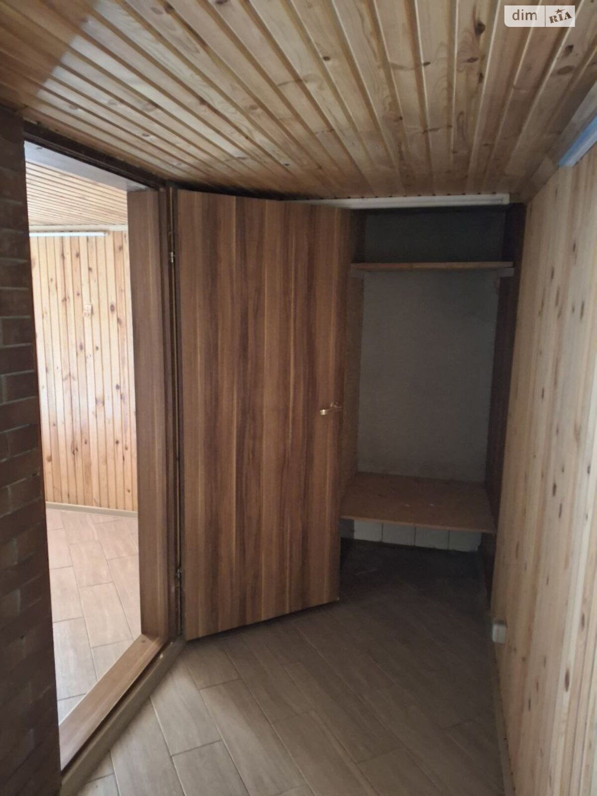 трехэтажный дом с отоплением, 130 кв. м, кирпич. Продажа в Сулимовке фото 1 трехэтажный дом с отоплением, 130 кв. м, кирпич. Продажа в Сулимовке фото 1
