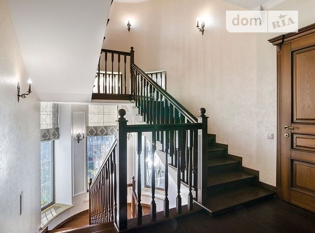 трехэтажный дом с садом, 350 кв. м, кирпич. Продажа в Сумах район Ковпаковский фото 1 трехэтажный дом с садом, 350 кв. м, кирпич. Продажа в Сумах район Ковпаковский фото 1