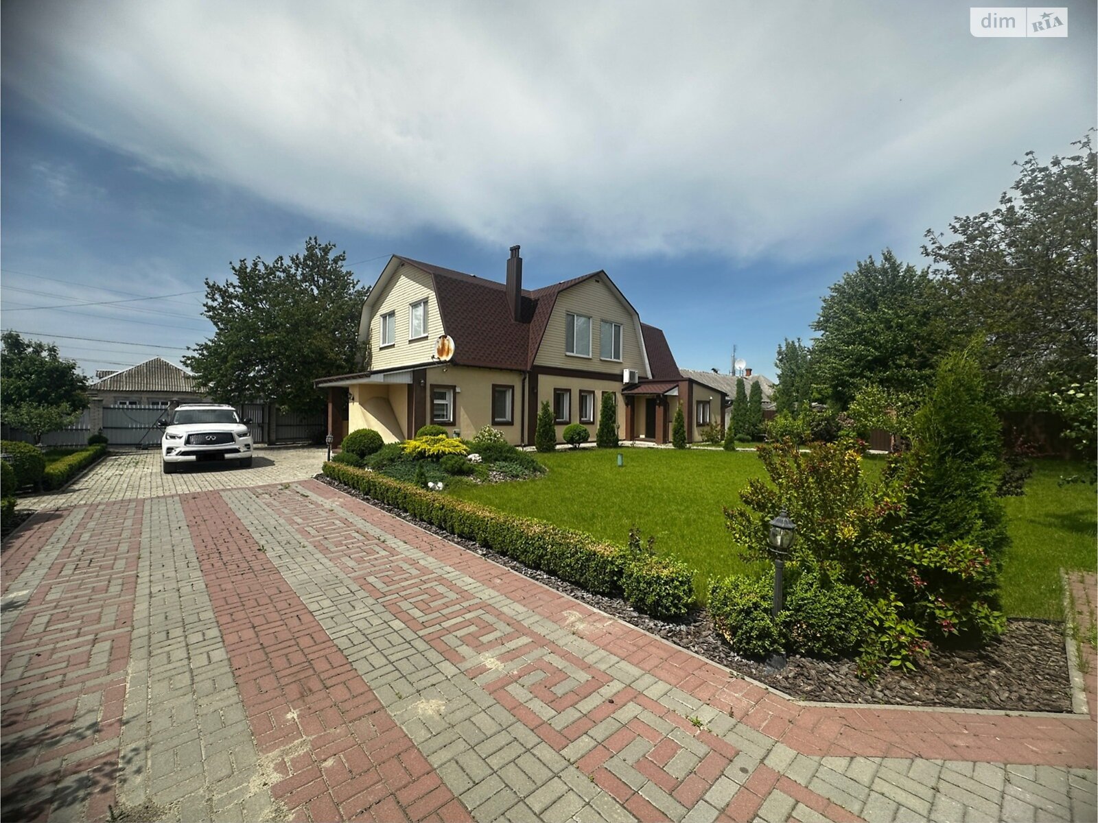 двухэтажный дом с гаражом, 235.6 кв. м, кирпич. Продажа в Сумах район Ковпаковский фото 1 двухэтажный дом с гаражом, 235.6 кв. м, кирпич. Продажа в Сумах район Ковпаковский фото 1