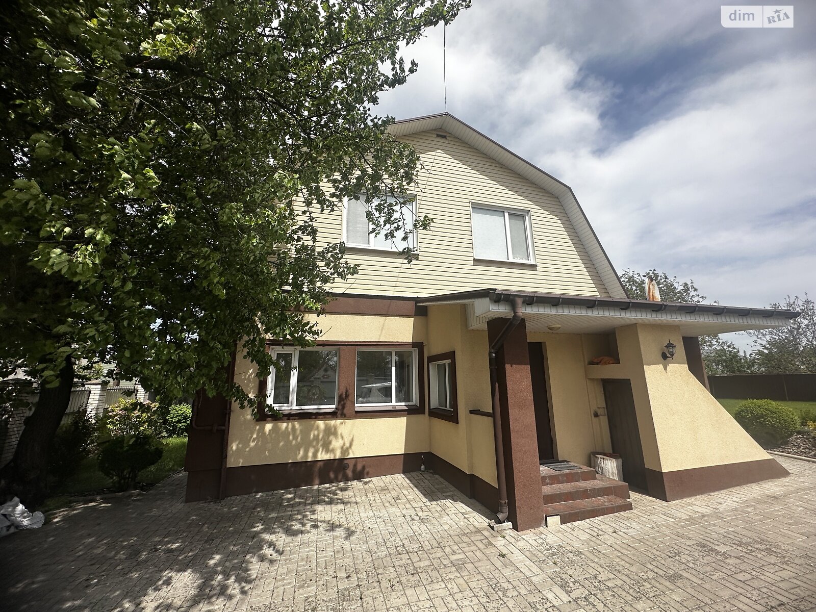 двухэтажный дом с гаражом, 235.6 кв. м, кирпич. Продажа в Сумах район Ковпаковский фото 1 двухэтажный дом с гаражом, 235.6 кв. м, кирпич. Продажа в Сумах район Ковпаковский фото 1