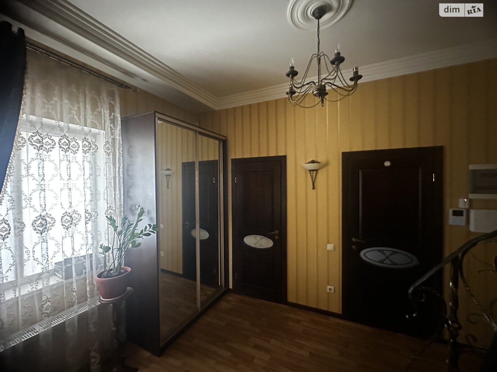 двухэтажный дом с гаражом, 235.6 кв. м, кирпич. Продажа в Сумах район Ковпаковский фото 1 двухэтажный дом с гаражом, 235.6 кв. м, кирпич. Продажа в Сумах район Ковпаковский фото 1