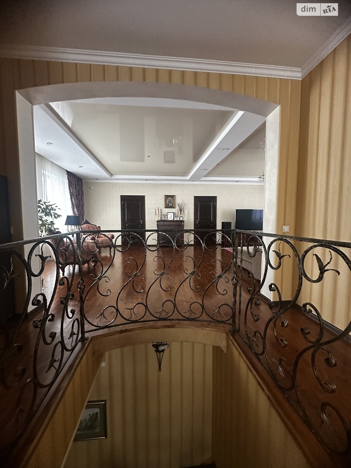 двухэтажный дом с гаражом, 235.6 кв. м, кирпич. Продажа в Сумах район Ковпаковский фото 1 двухэтажный дом с гаражом, 235.6 кв. м, кирпич. Продажа в Сумах район Ковпаковский фото 1