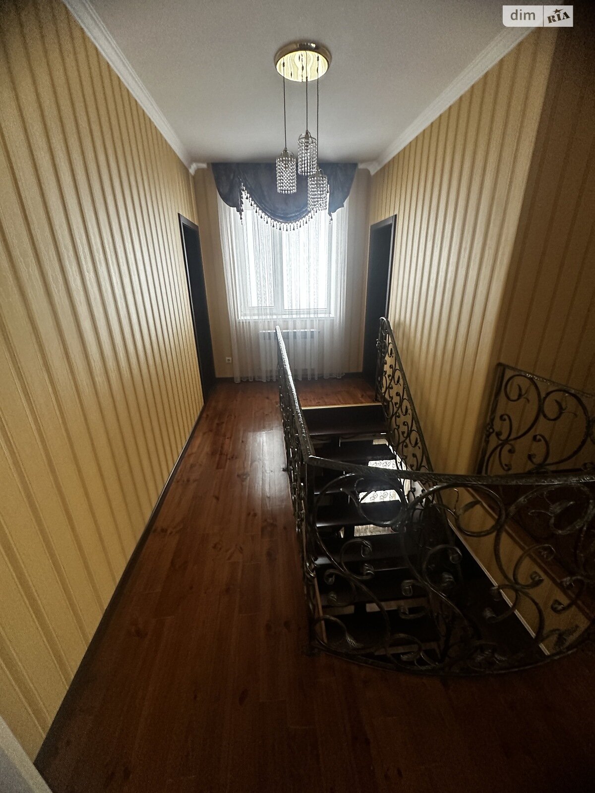 двухэтажный дом с гаражом, 235.6 кв. м, кирпич. Продажа в Сумах район Ковпаковский фото 1 двухэтажный дом с гаражом, 235.6 кв. м, кирпич. Продажа в Сумах район Ковпаковский фото 1