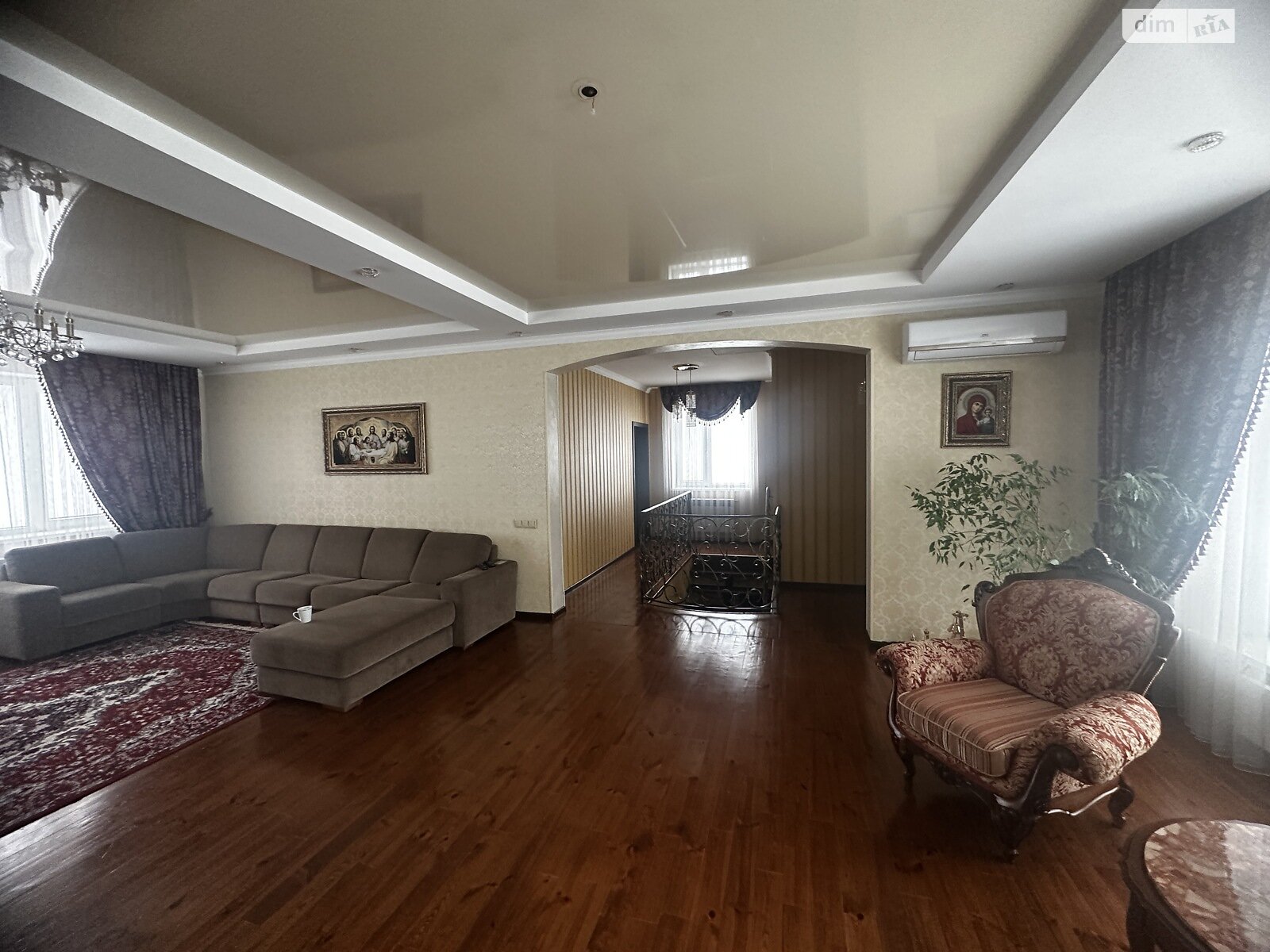 двухэтажный дом с гаражом, 235.6 кв. м, кирпич. Продажа в Сумах район Ковпаковский фото 1 двухэтажный дом с гаражом, 235.6 кв. м, кирпич. Продажа в Сумах район Ковпаковский фото 1