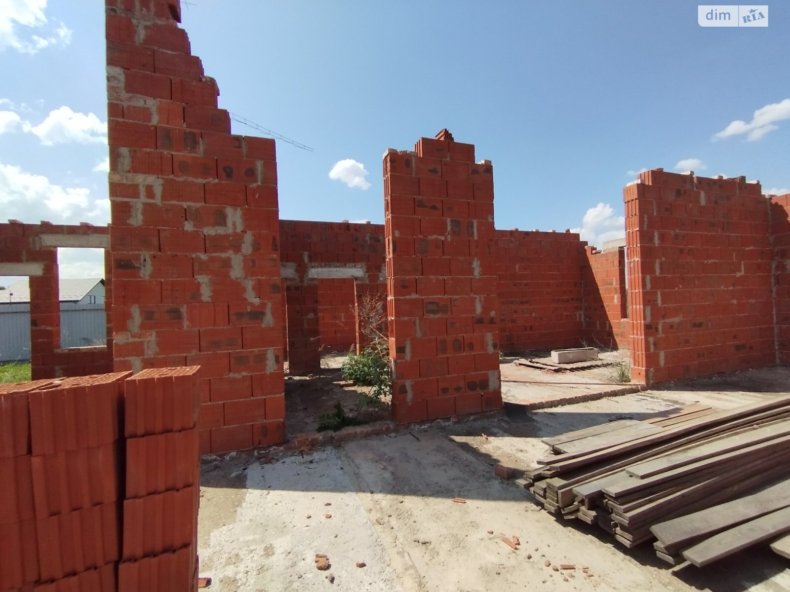 одноэтажный дом с гаражом, 169 кв. м, кирпич. Продажа в Сумах фото 1 одноэтажный дом с гаражом, 169 кв. м, кирпич. Продажа в Сумах фото 1