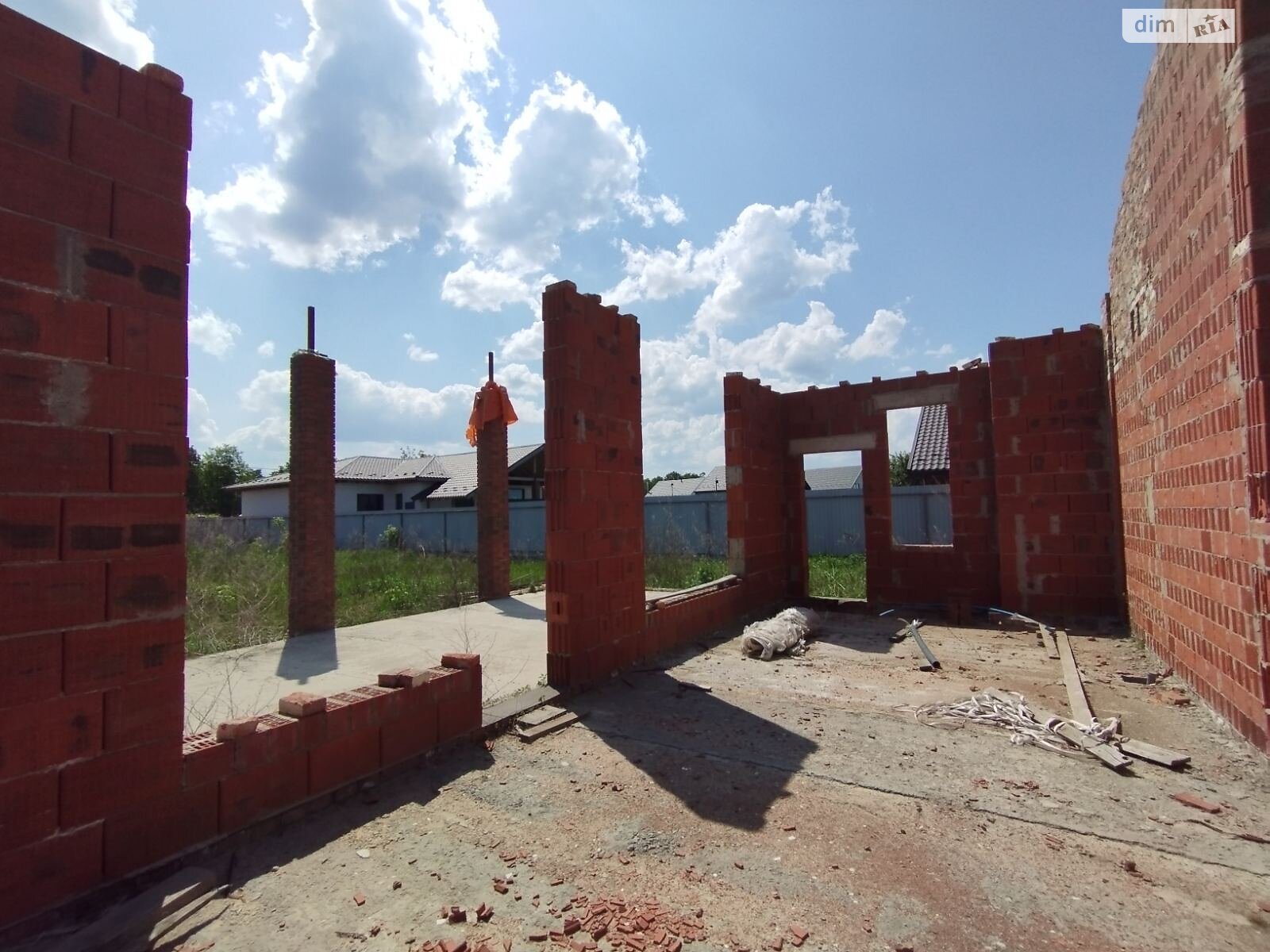 одноэтажный дом с гаражом, 169 кв. м, кирпич. Продажа в Сумах фото 1 одноэтажный дом с гаражом, 169 кв. м, кирпич. Продажа в Сумах фото 1