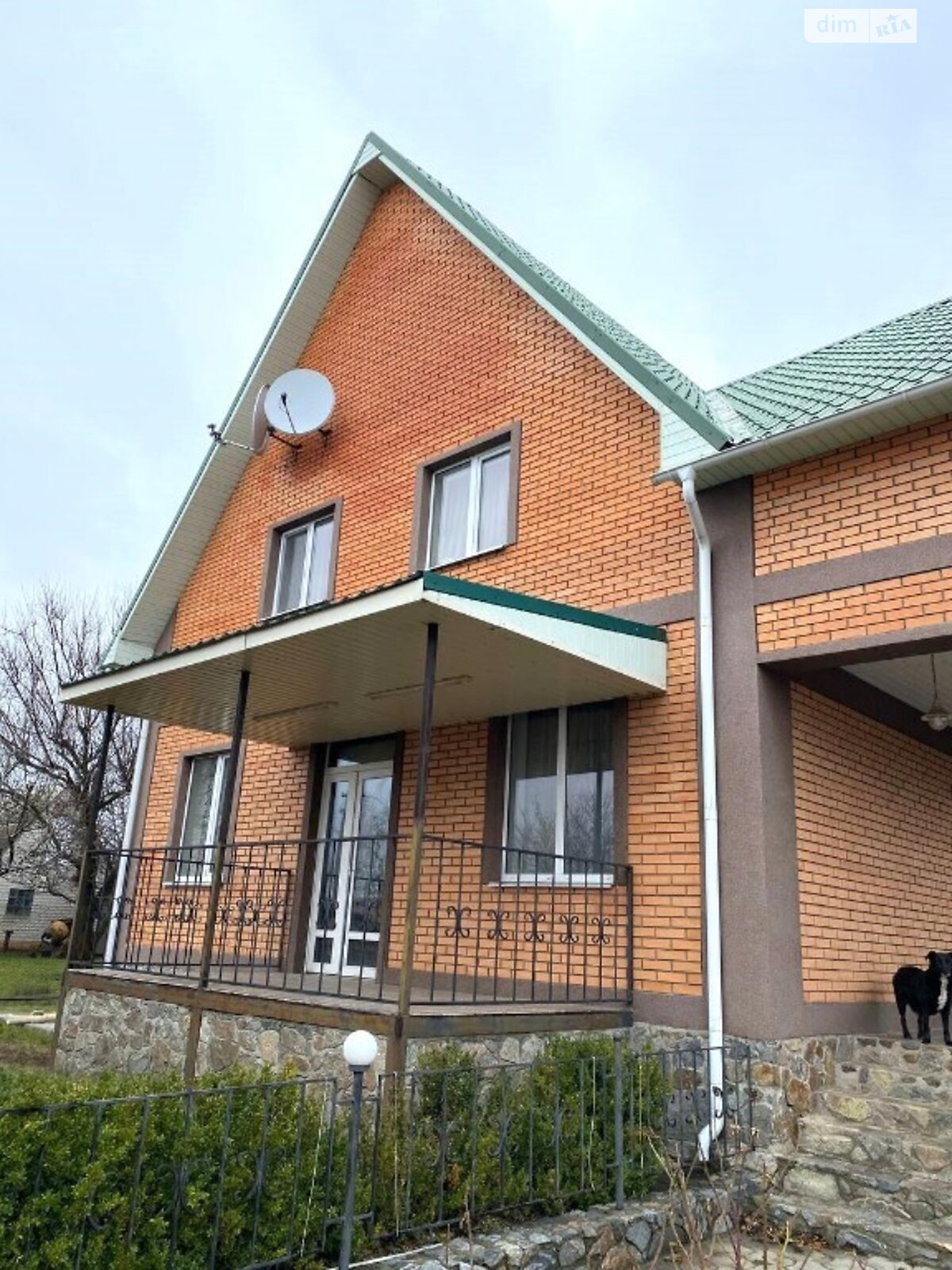 трехэтажный дом веранда, 260 кв. м, кирпич. Продажа в Сурско-Литовском фото 1