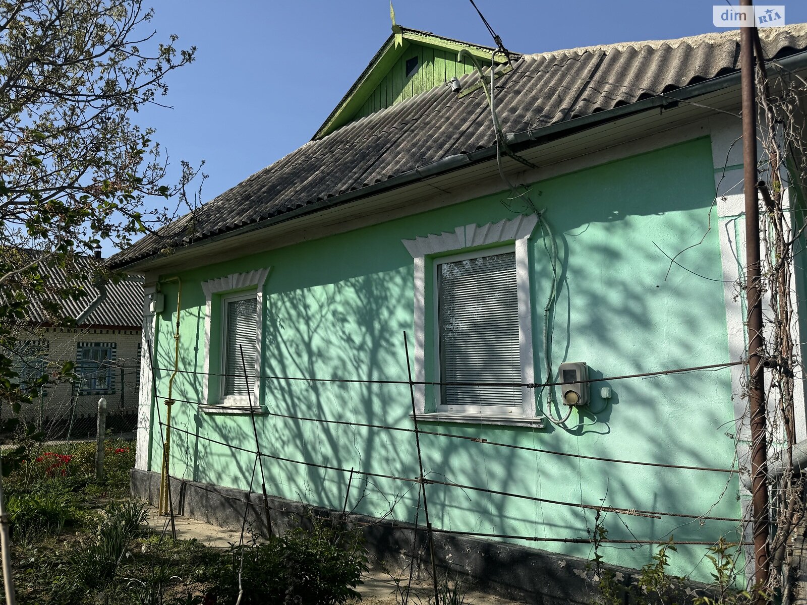 одноповерховий будинок з опаленням, 93.3 кв. м, шлакобетон. Продаж у Сутисках фото 1 одноповерховий будинок з опаленням, 93.3 кв. м, шлакобетон. Продаж у Сутисках фото 1