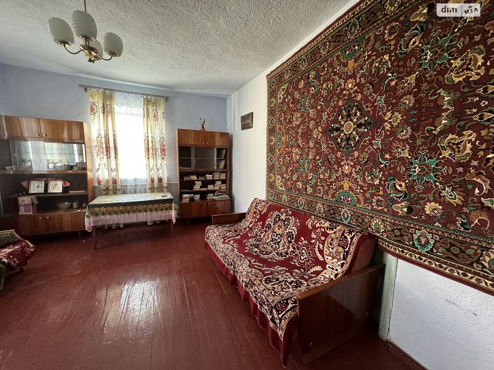 одноповерховий будинок з опаленням, 72 кв. м, шлакобетон. Продаж у Сутисках фото 1 одноповерховий будинок з опаленням, 72 кв. м, шлакобетон. Продаж у Сутисках фото 1