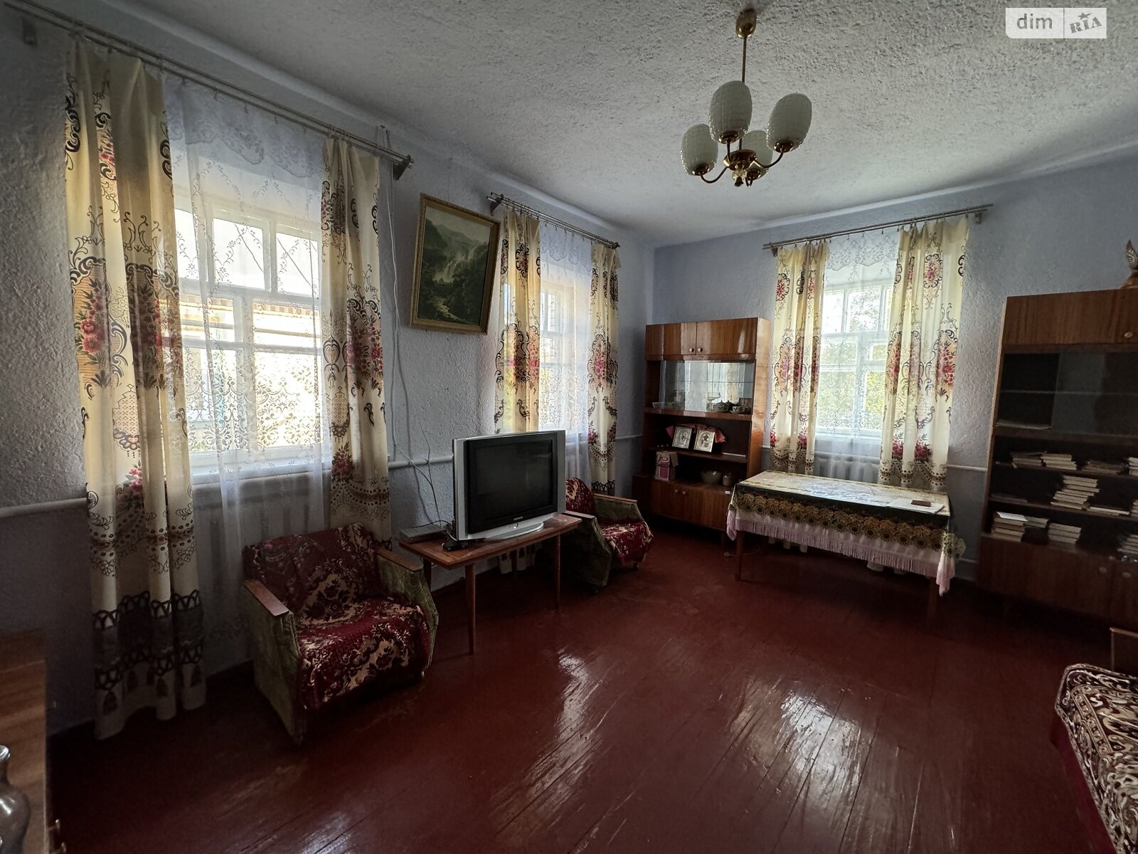 одноповерховий будинок з опаленням, 72 кв. м, шлакобетон. Продаж у Сутисках фото 1 одноповерховий будинок з опаленням, 72 кв. м, шлакобетон. Продаж у Сутисках фото 1