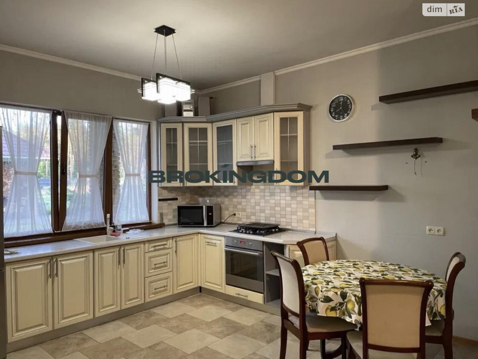 двухэтажный дом с верандой, 131.1 кв. м, кирпич. Продажа в Сувиде фото 1 двухэтажный дом с верандой, 131.1 кв. м, кирпич. Продажа в Сувиде фото 1