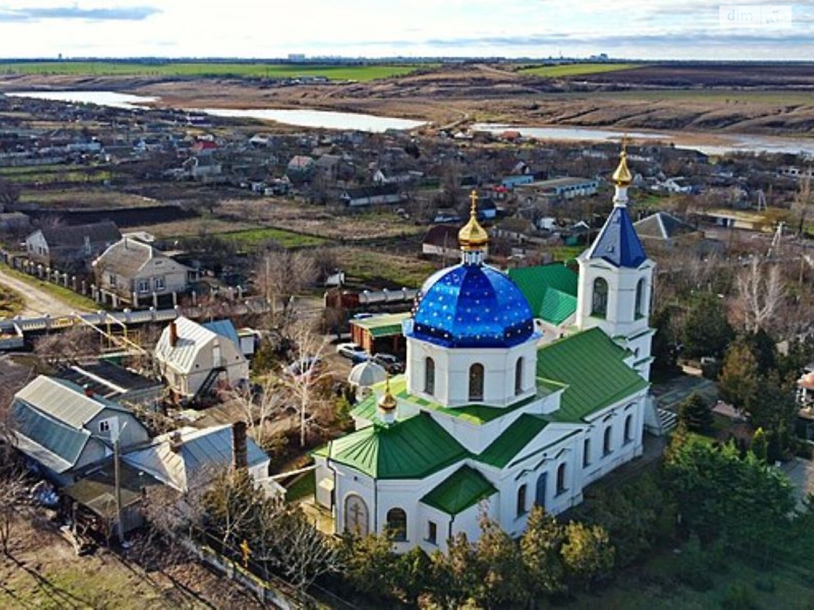 одноэтажный дом с гаражом, 65 кв. м, ракушечник (ракушняк). Продажа в Свердлове фото 1