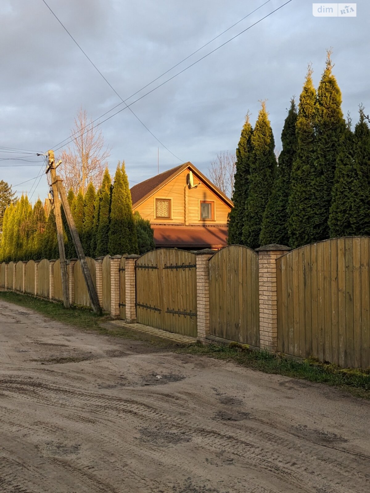 двоповерховий будинок веранда, 250 кв. м, зруб. Продаж у Світязі фото 1