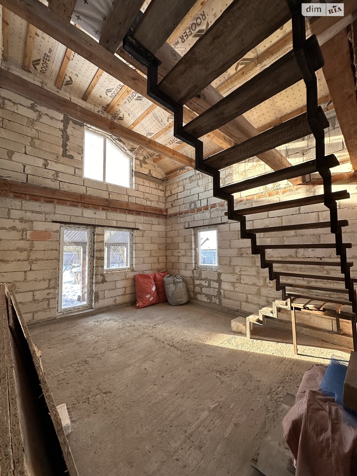 двухэтажный дом, 120 кв. м, газобетон. Продажа в Святопетровское фото 1