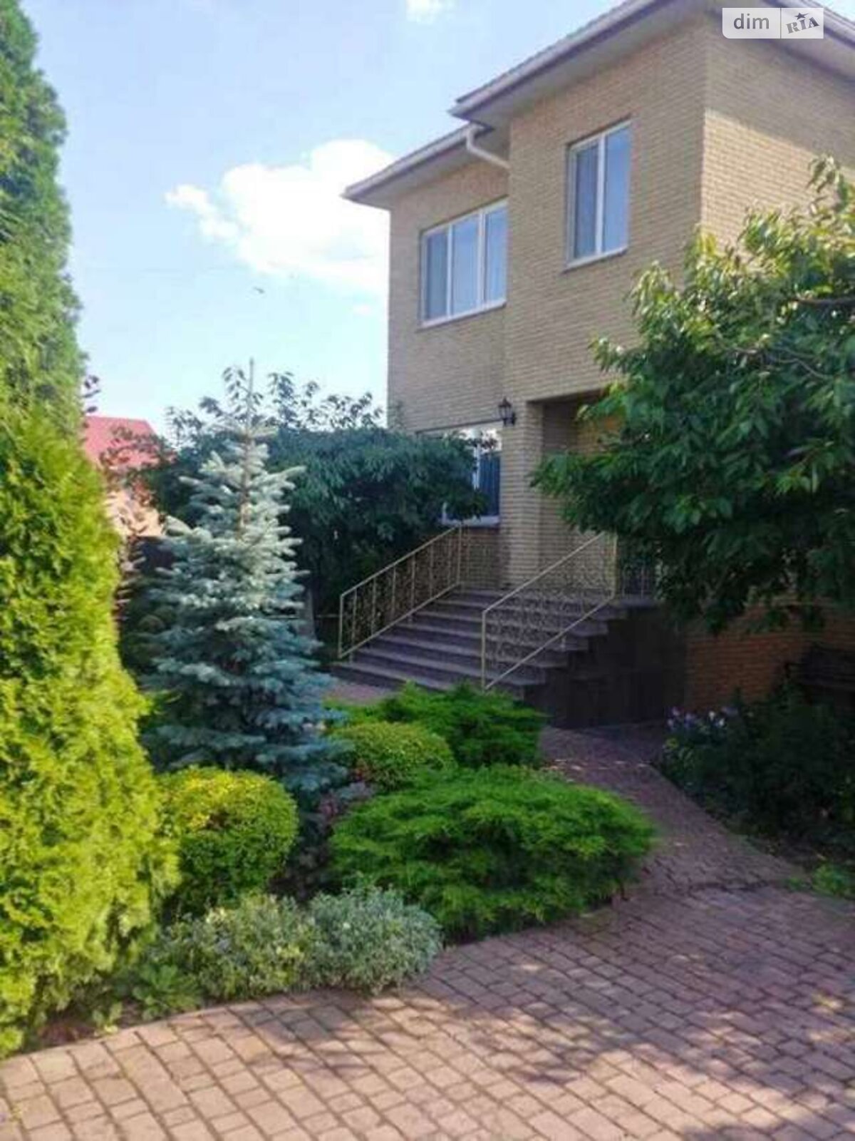 двухэтажный дом с ремонтом, 290 кв. м, кирпич. Продажа в Святопетровское фото 1 двухэтажный дом с ремонтом, 290 кв. м, кирпич. Продажа в Святопетровское фото 1