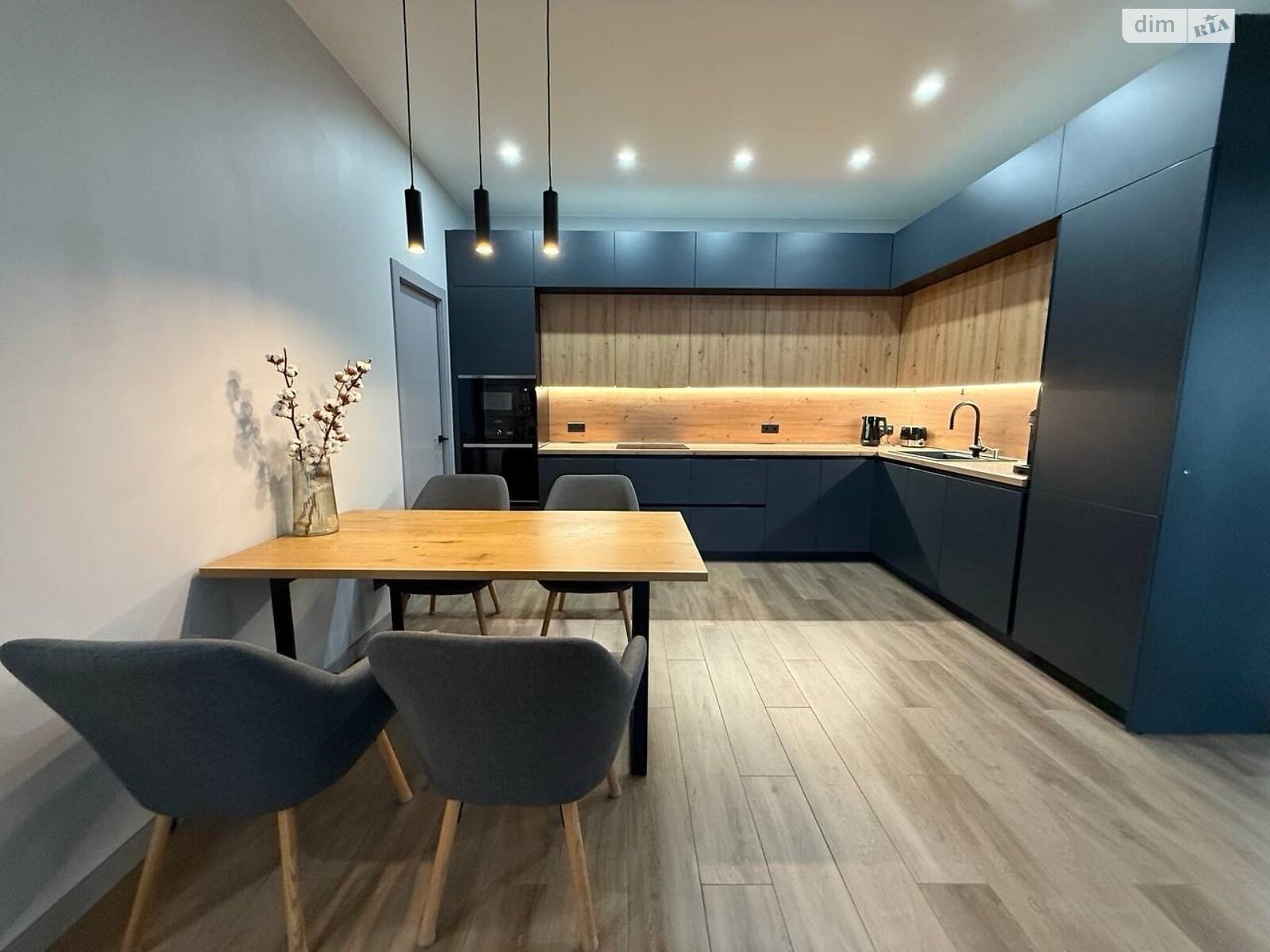 двухэтажный дом с отоплением, 132.9 кв. м, газобетон. Продажа в Святопетровское фото 1