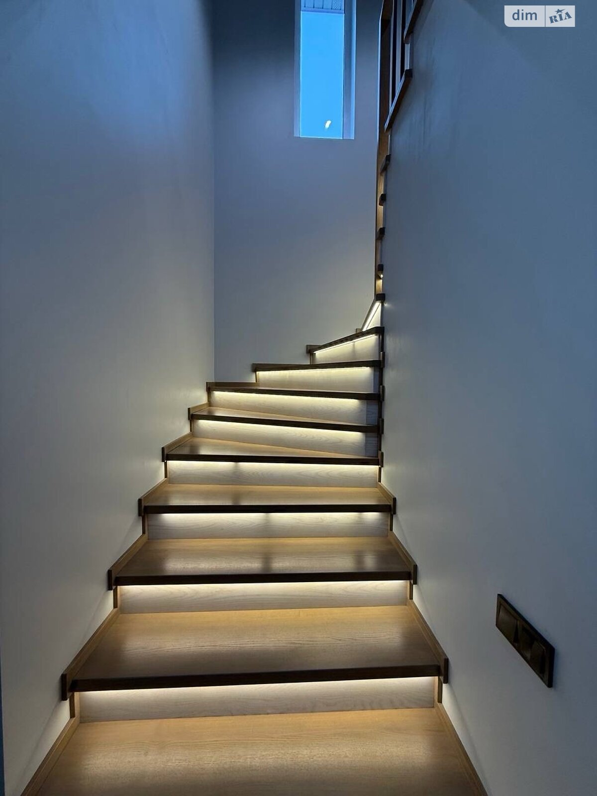 двухэтажный дом с отоплением, 132.9 кв. м, газобетон. Продажа в Святопетровское фото 1