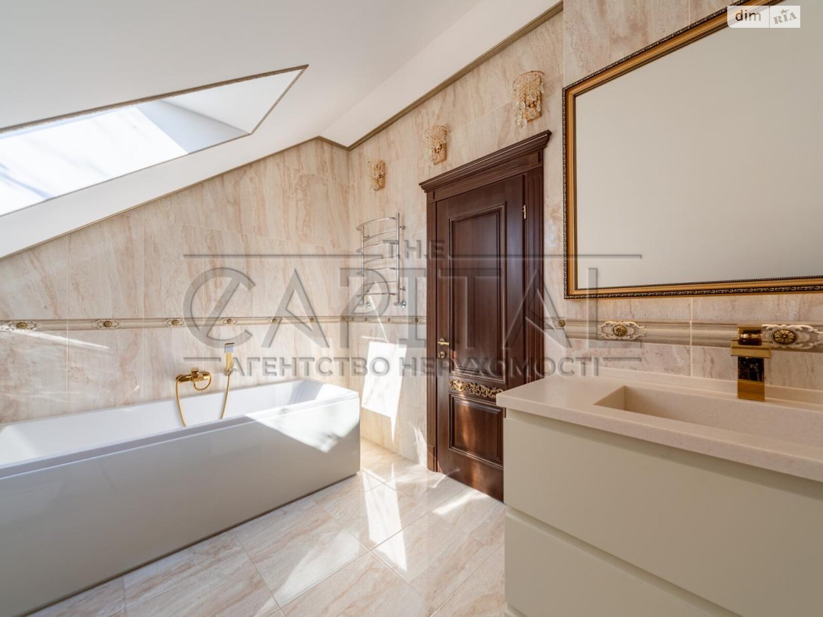 двоповерховий будинок, 265 кв. м, цегла. Продаж у Святопетрівське фото 1 двоповерховий будинок, 265 кв. м, цегла. Продаж у Святопетрівське фото 1