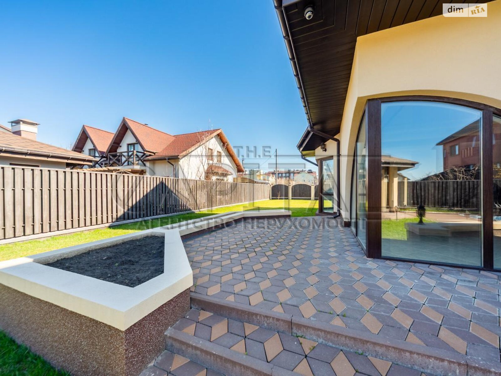 двоповерховий будинок, 265 кв. м, цегла. Продаж у Святопетрівське фото 1 двоповерховий будинок, 265 кв. м, цегла. Продаж у Святопетрівське фото 1