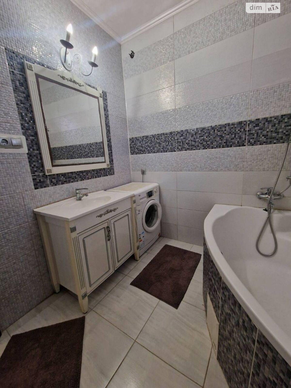 двухэтажный дом, 100 кв. м, кирпич. Продажа в Сюртом фото 1 двухэтажный дом, 100 кв. м, кирпич. Продажа в Сюртом фото 1