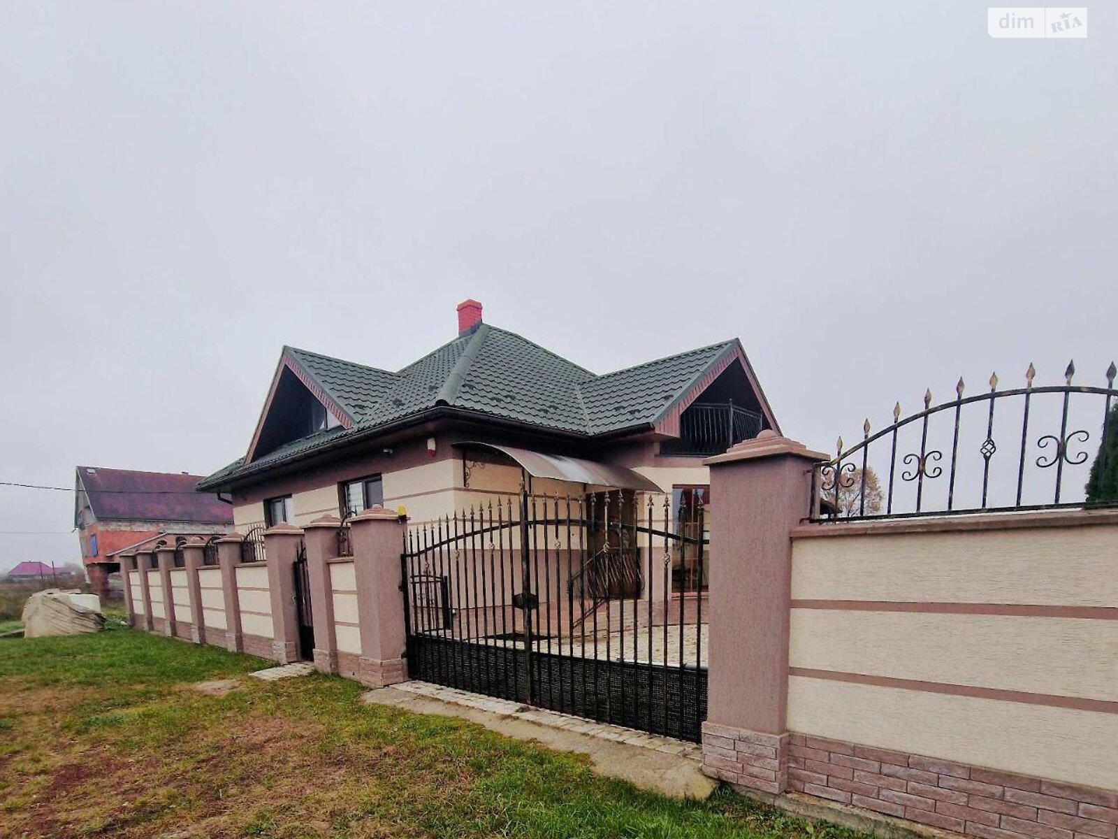 двухэтажный дом, 100 кв. м, кирпич. Продажа в Сюртом фото 1 двухэтажный дом, 100 кв. м, кирпич. Продажа в Сюртом фото 1