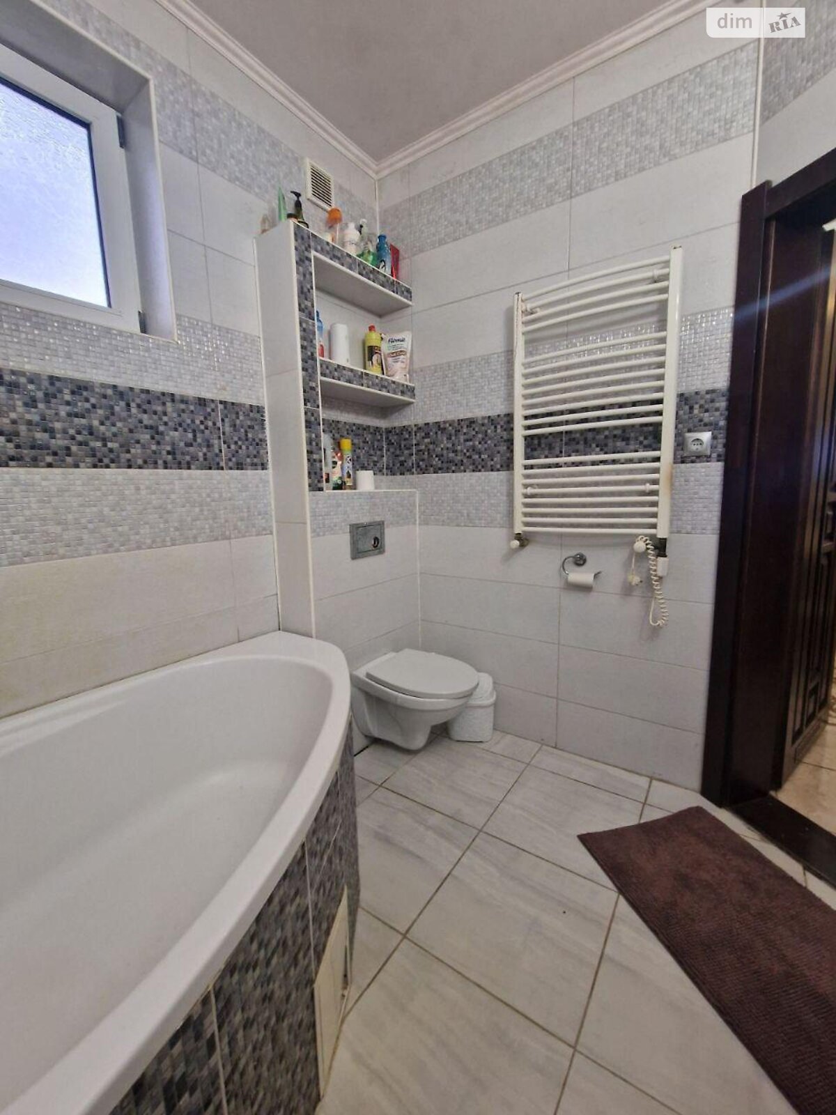 двухэтажный дом, 100 кв. м, кирпич. Продажа в Сюртом фото 1 двухэтажный дом, 100 кв. м, кирпич. Продажа в Сюртом фото 1