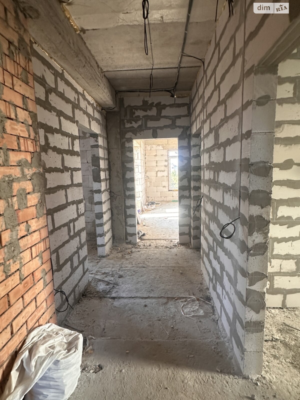 трехэтажный дом, 223 кв. м, газобетон. Продажа в Таирово фото 1 трехэтажный дом, 223 кв. м, газобетон. Продажа в Таирово фото 1